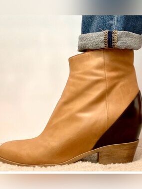 MM6 Maison Martin Margiela Two-Tone Tan and Dark Brown Leather Ankle Boots